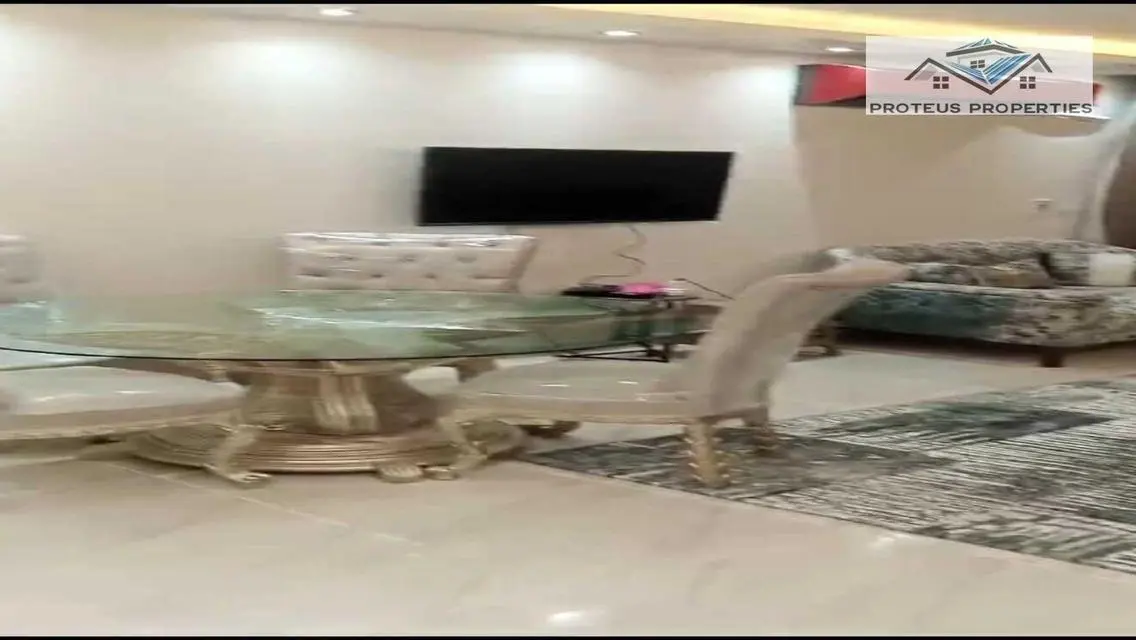 شقة رائعة 140 ب12 للبيع - 5,700,000 جنيه