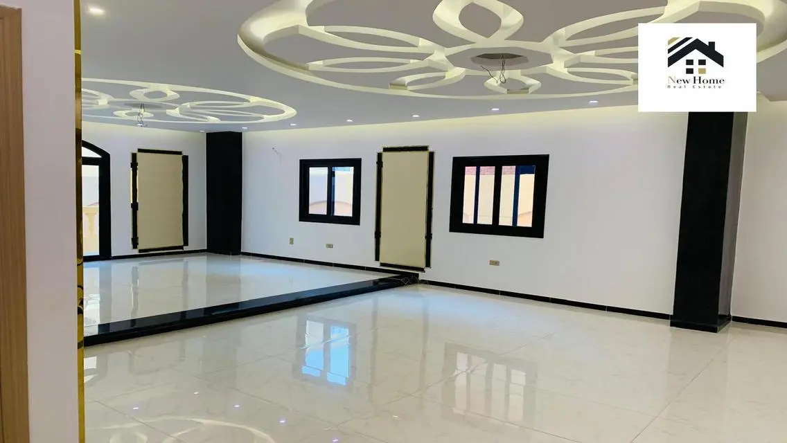 Stunning Villa for Sale with Spacious Layout