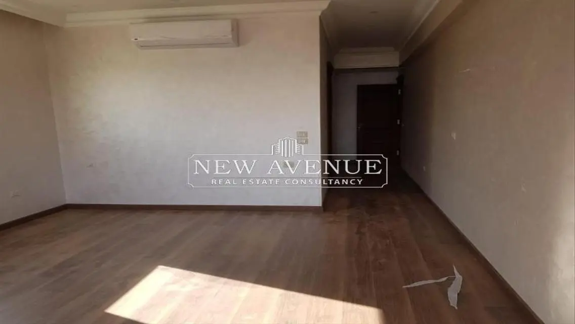 Luxury Villa with Balcony and Security Guard