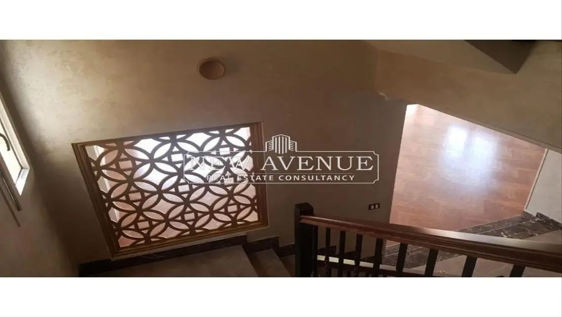 Luxury Villa with Balcony and Security Guard