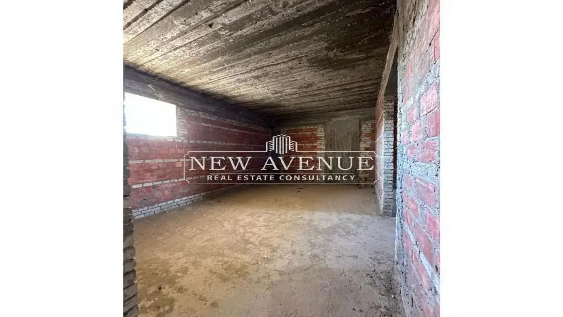 Luxury Apartment with Spacious Area and Stunning View