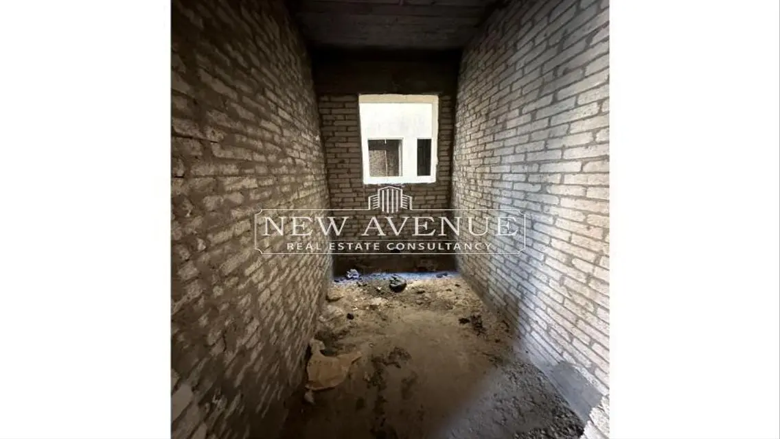 Luxury Apartment with Spacious Area and Stunning View