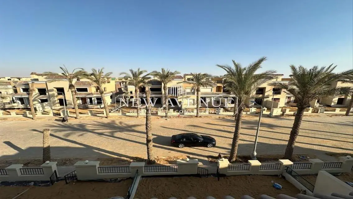 Luxury Apartment with Spacious Area and Stunning View