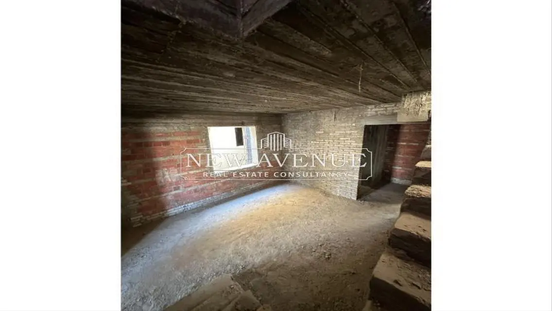 Luxury Apartment with Spacious Area and Stunning View