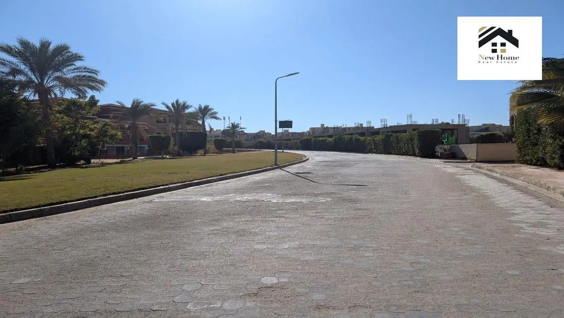 فيلا فاخرة بمسبح خاص وحديقة خاصة