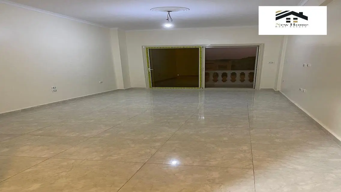 شقة فاخرة للإيجار في قلب المدينة