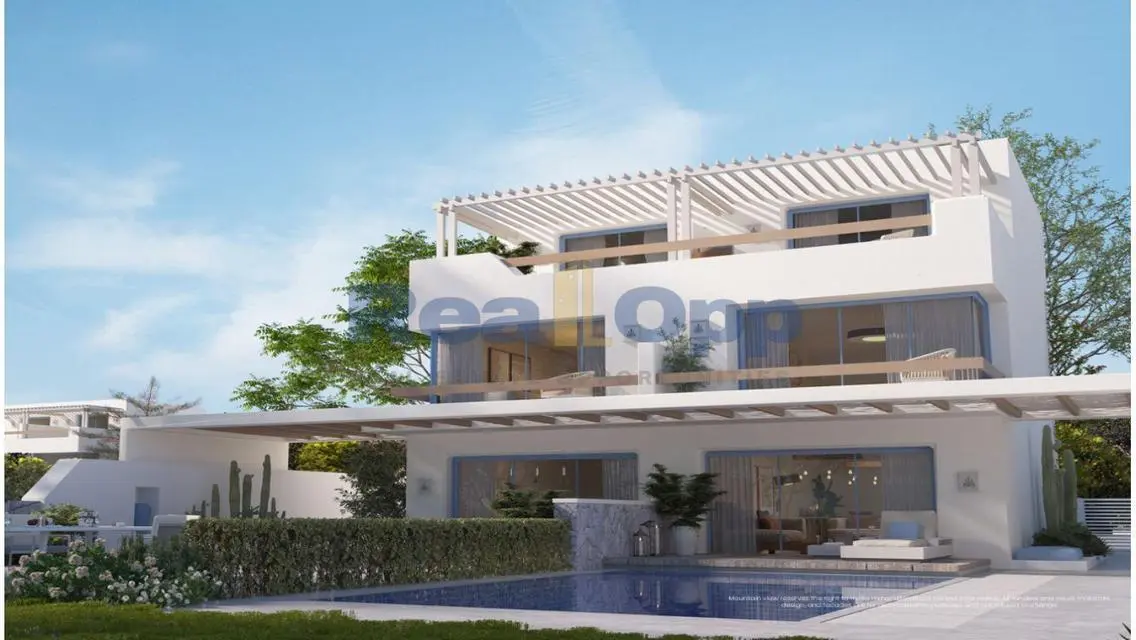 Luxury Apartment with Spacious Private Garden