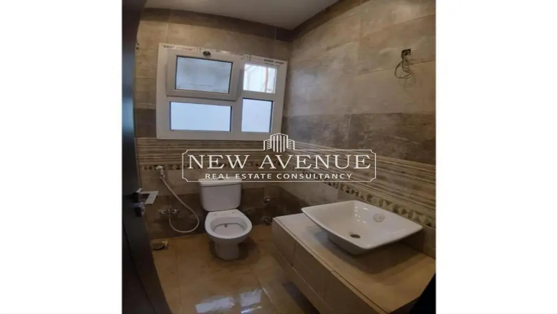 Luxury Apartment for Sale of 300 Square Meters in Prime Location