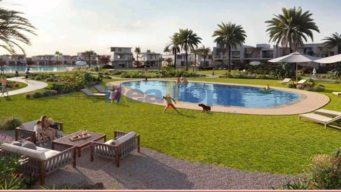 Luxury Apartment in Ora Silver Sands