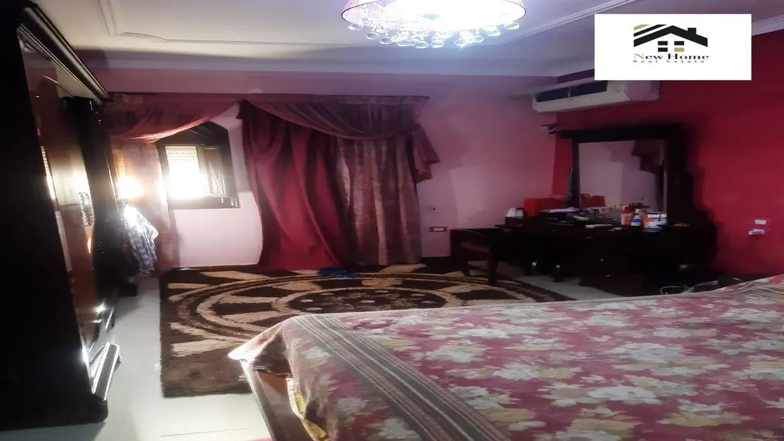 Luxurious Villa with Private Pool and Garden for Sale in a Prime Location