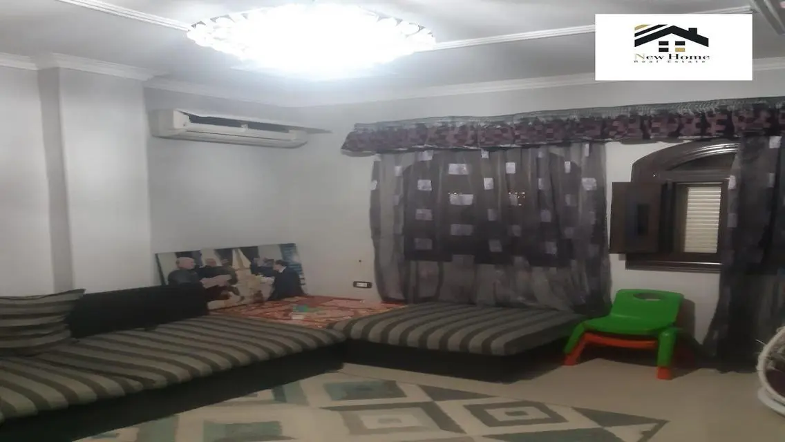 Luxurious Villa with Private Pool and Garden for Sale in a Prime Location