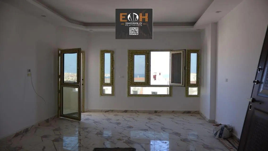 Luxury Apartment for Sale near HSBC and QNB