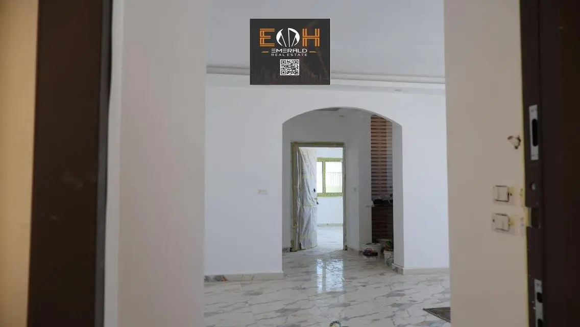 Luxury Apartment for Sale near HSBC and QNB