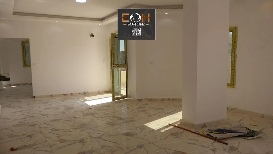 Luxury Apartment for Sale near HSBC and QNB