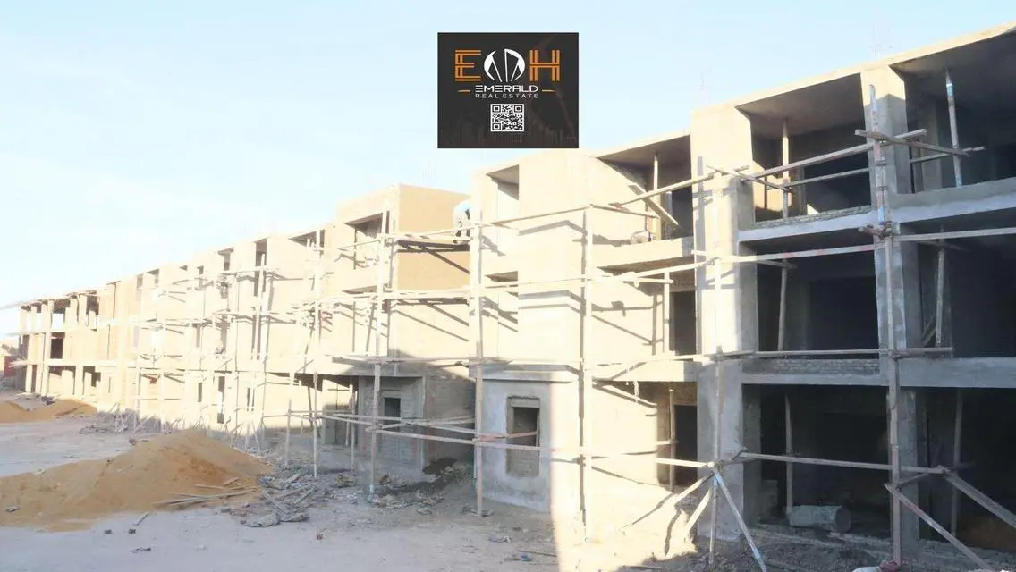 Luxury Apartment with Stunning Pyramids View