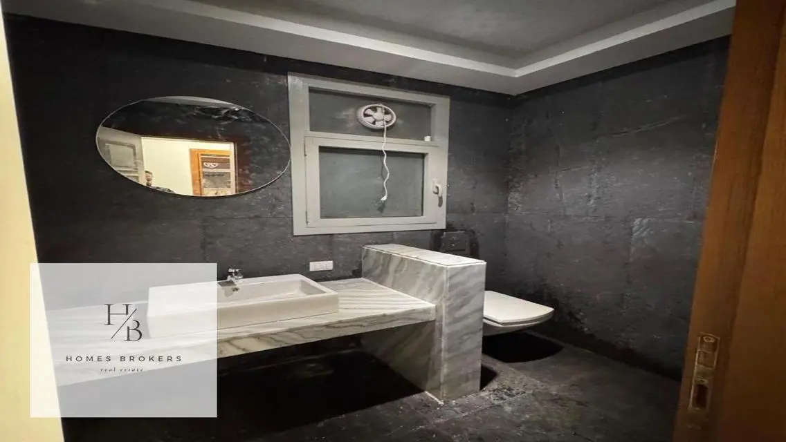 Luxurious Apartment in Village Gardens Katameya