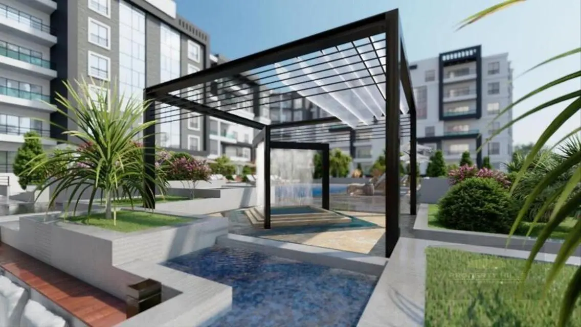 Luxury Apartment Overlooking Lakes