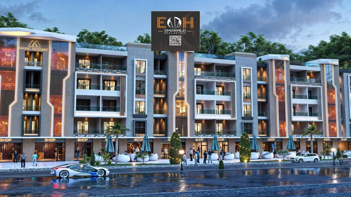 Luxury Apartment with Balcony and Shared Pool in the Heart of the City