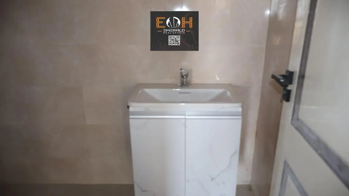 Luxury Apartment for Sale in Holidays Park 66