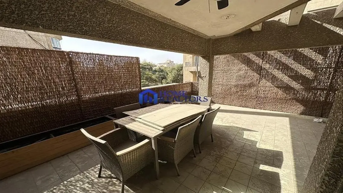 شقة بنتهاوس للايجار بالمعدي السرايات