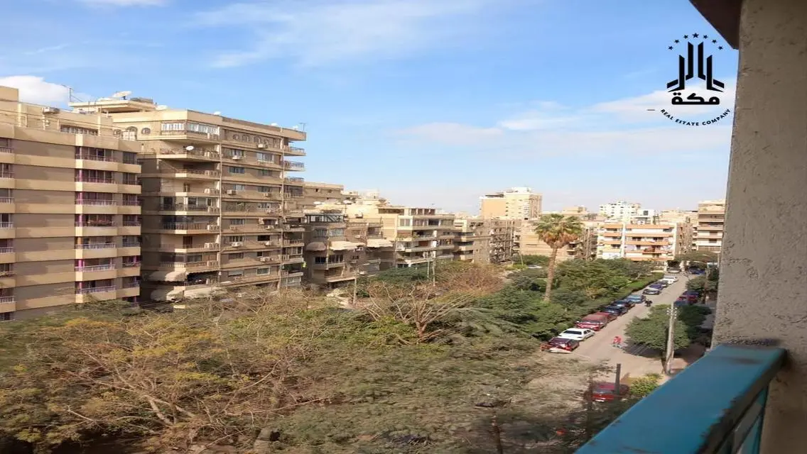 شقة للايجار في عمار بن ياسر في مصر الجديدة 350 متر