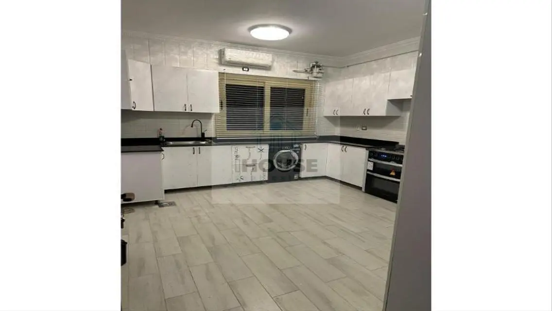 Duplex for rent 300 meters in Al Khamael Compound