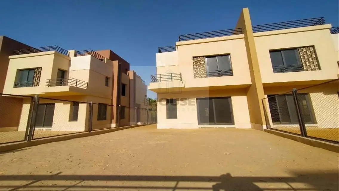 توين هاوس فيو مميز بحري