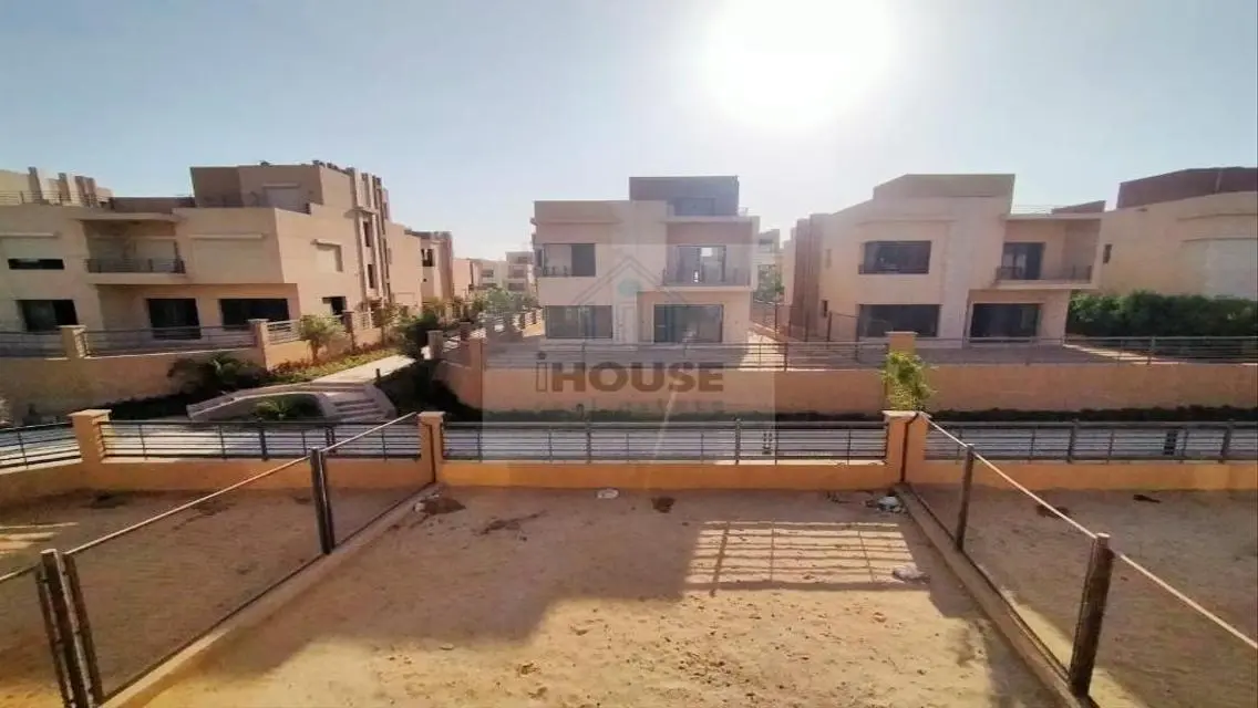 توين هاوس فيو مميز بحري