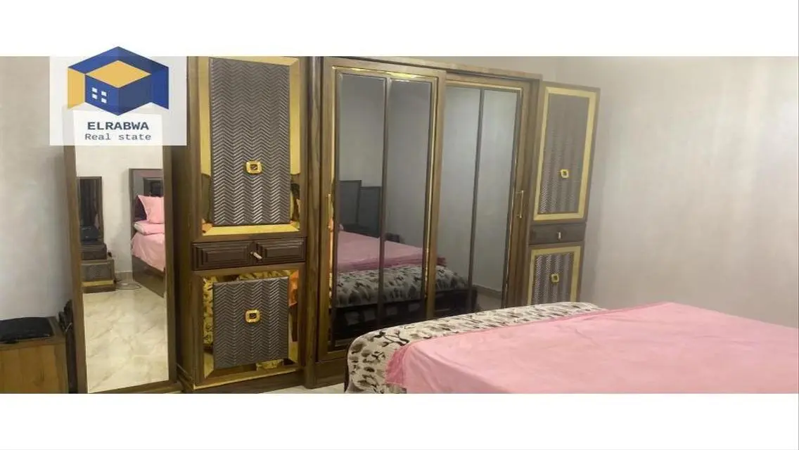 فرصه للبيع بسعر مغري بالفرش والاجهزة