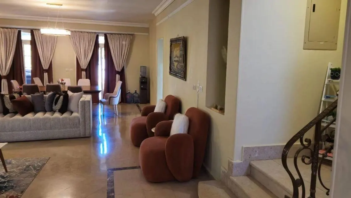 فرصة للايجار بمدينتي فيلا جاهزه للسكن