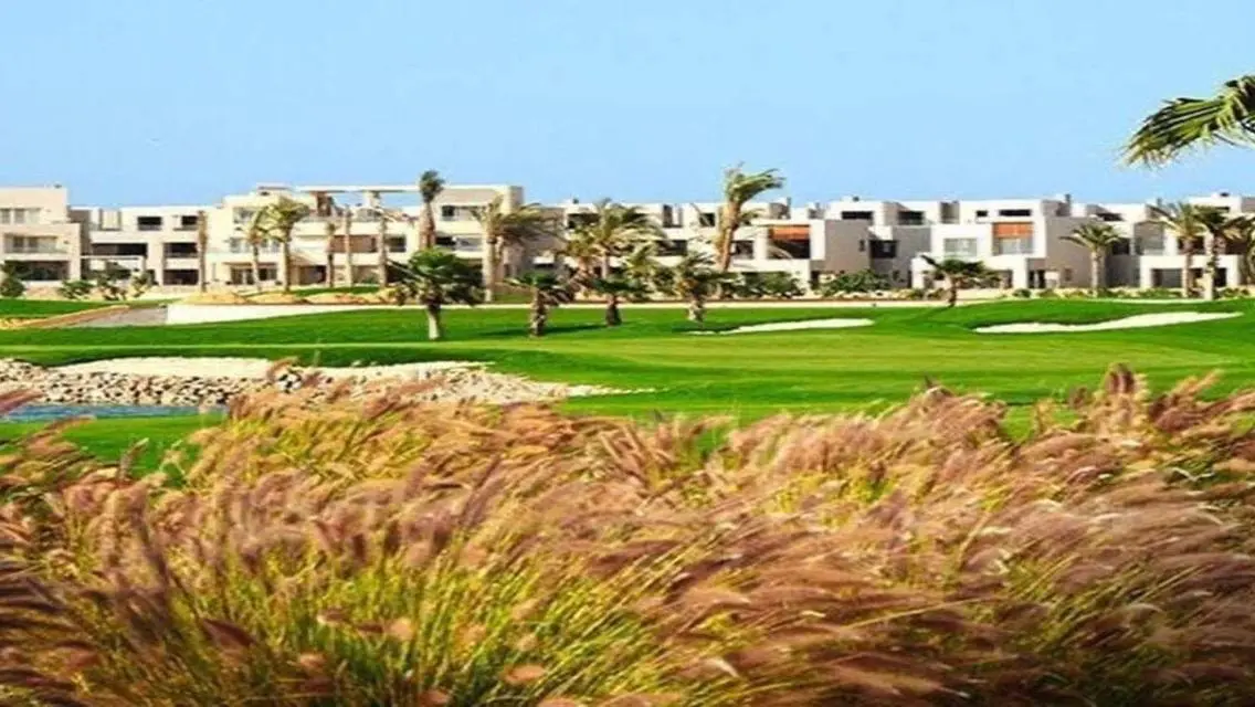ready to move VILLA in hacienda bay palm hills