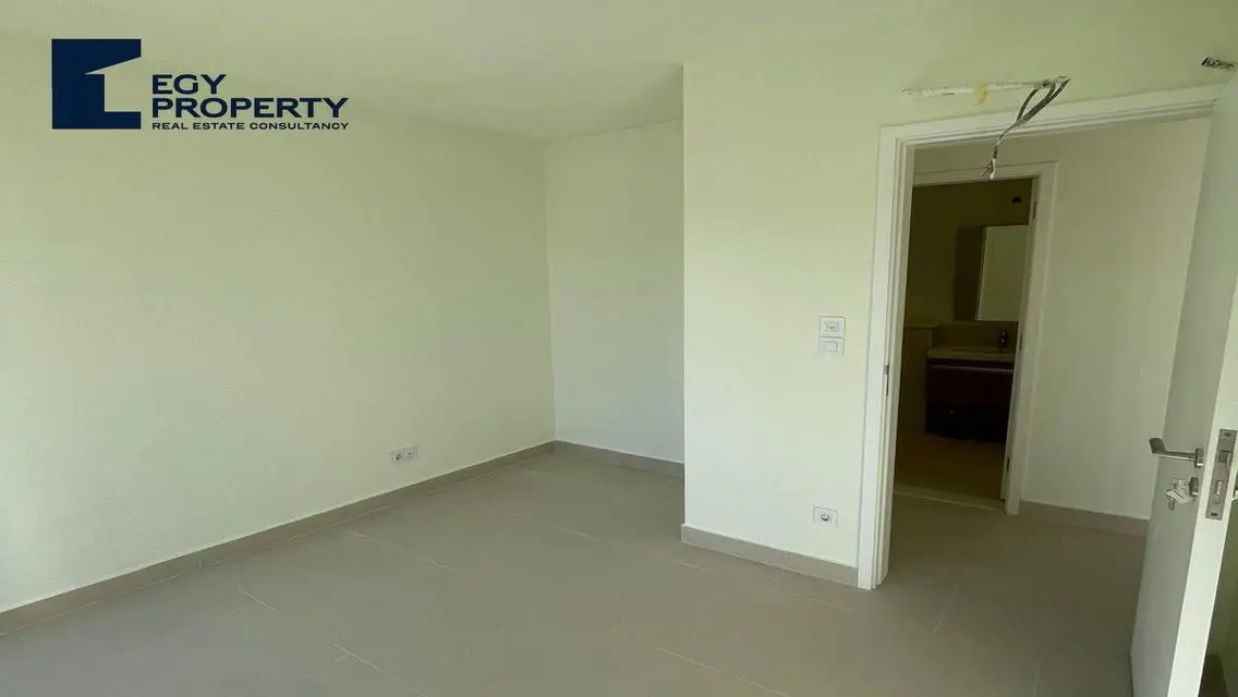 Fully Finished Pool View Townhouse In Marassi