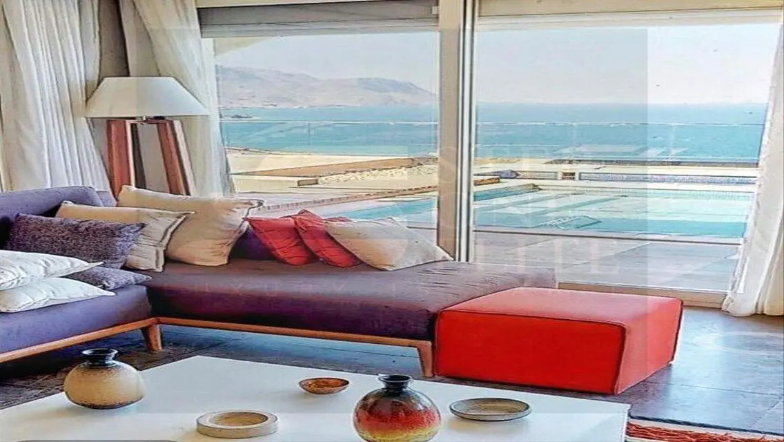 للبيع شاليــة 3 غرف متشطب بمقدم 5% بالعين السخنة..