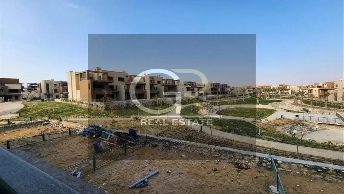 TOWNHOUSE FOR SALE AT NEWGIZA WESTRIDGE RTM R8