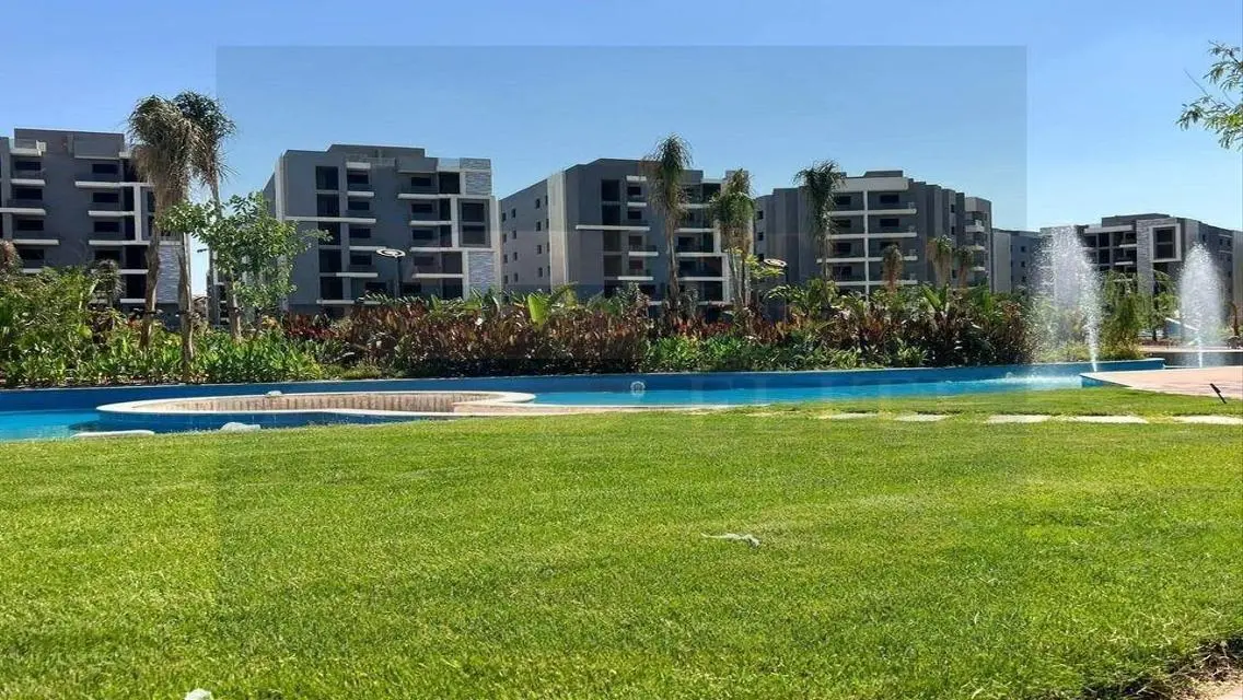 Duplex 180m for sale in front of the pyramids