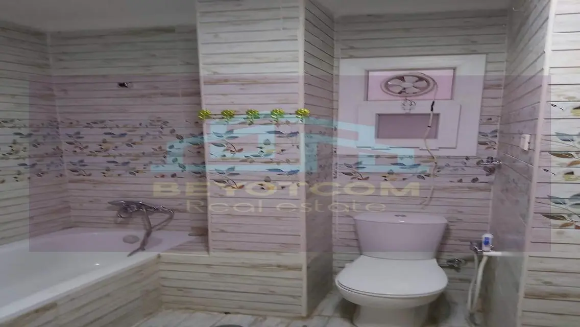 شقه لايجار زايد ديونز دور اول بالمطبخ بحري