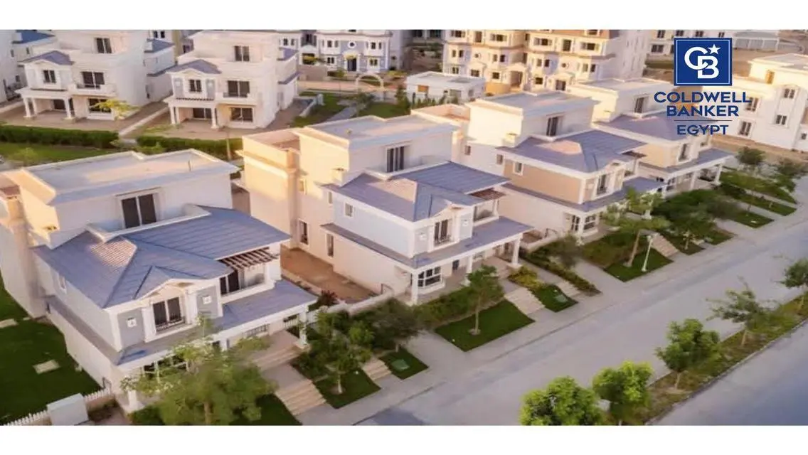 I Villa Roof Resal With a Prime Location Ln Aliva