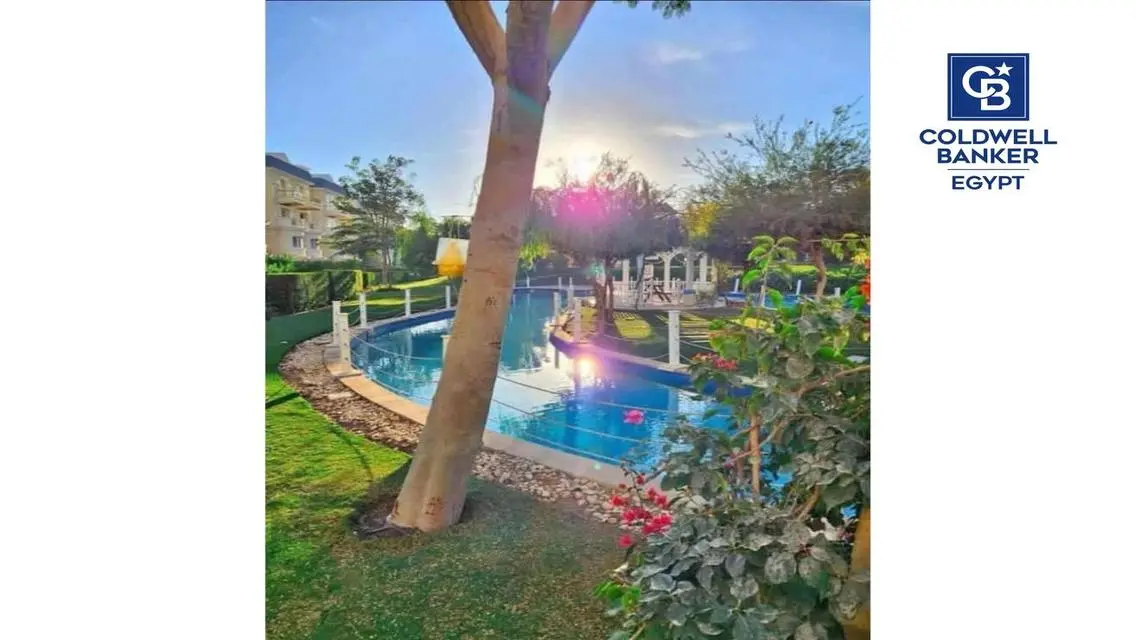I Villa Roof Resal With a Prime Location Ln Aliva