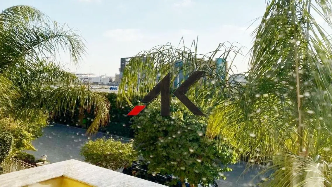 فيلا مميزة كاملة التشطيب للبيع في حياه ريزيدنس