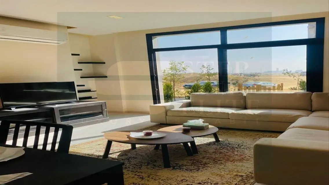 Fully finished apartment in Montenapoleone