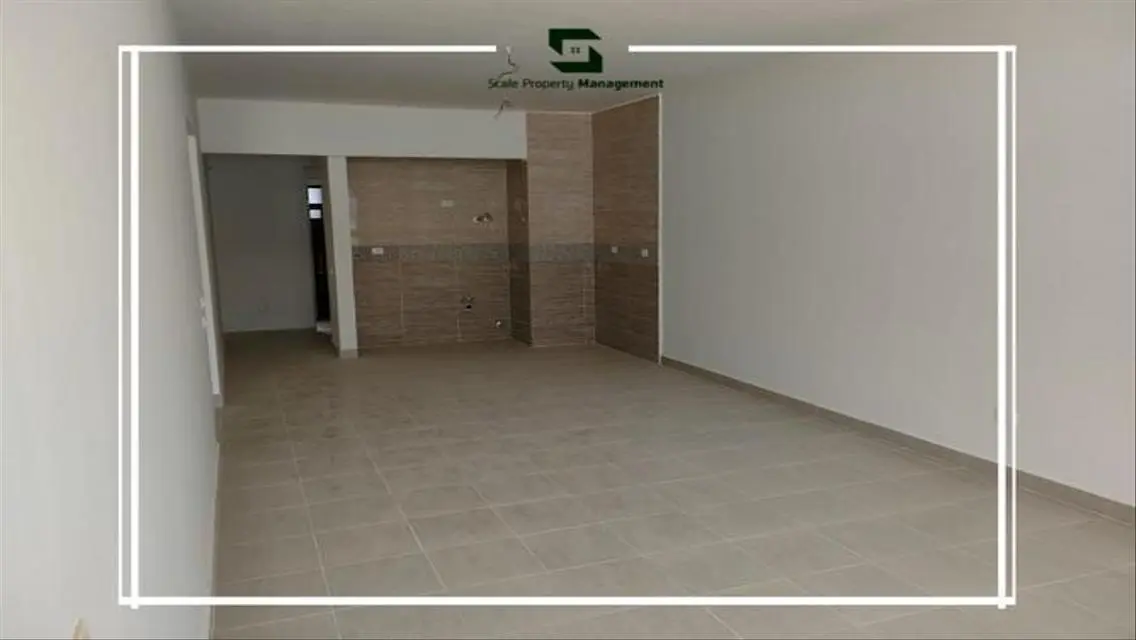 شاليه دور أول 3 غرف فيو بحر و حمام سباحة تشطب كامل