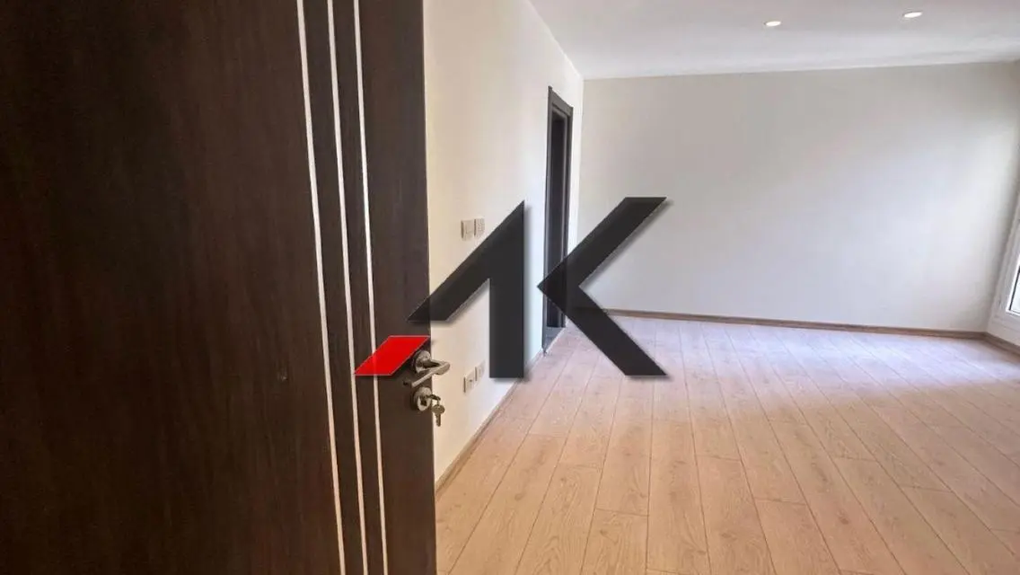 Finished Apartment in Mountain View Hyde Park