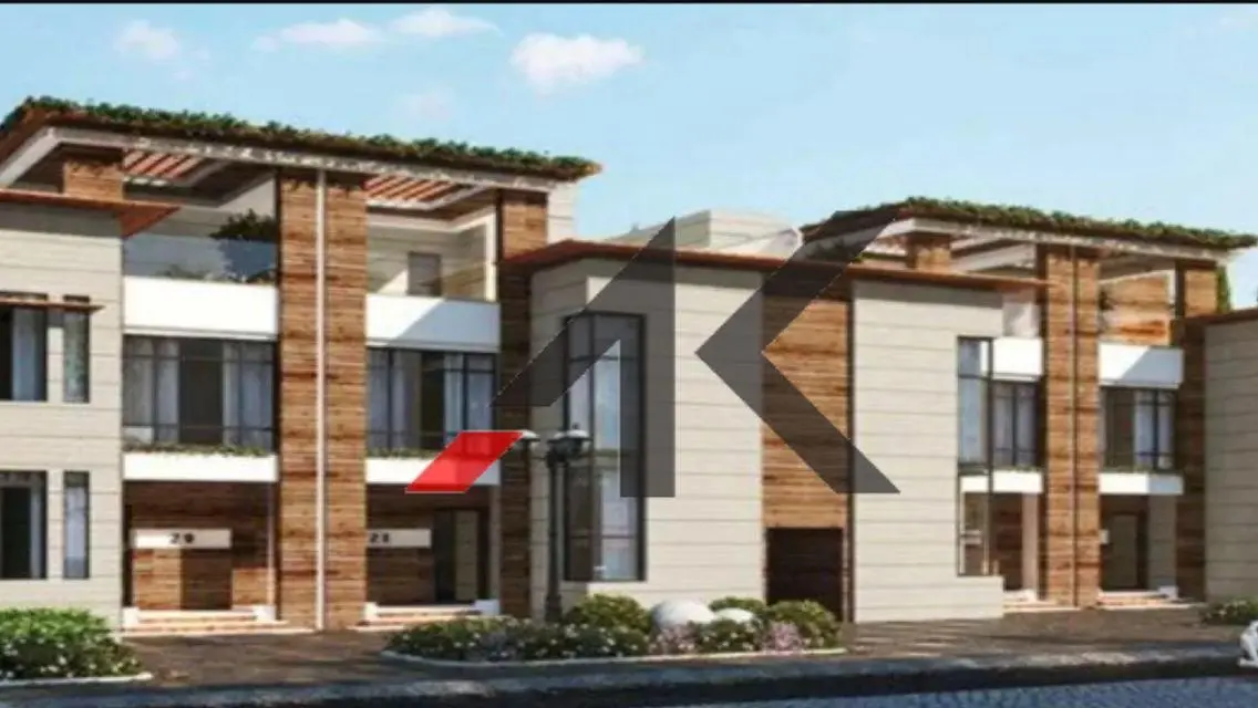 Apartment with Garden For Sale in La Fontaine Arco