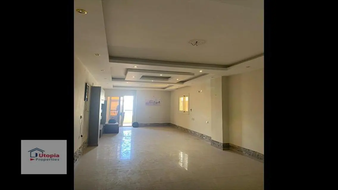 شقة للبيع في منطقة ز حدائق الأهرام البوابة الأولي