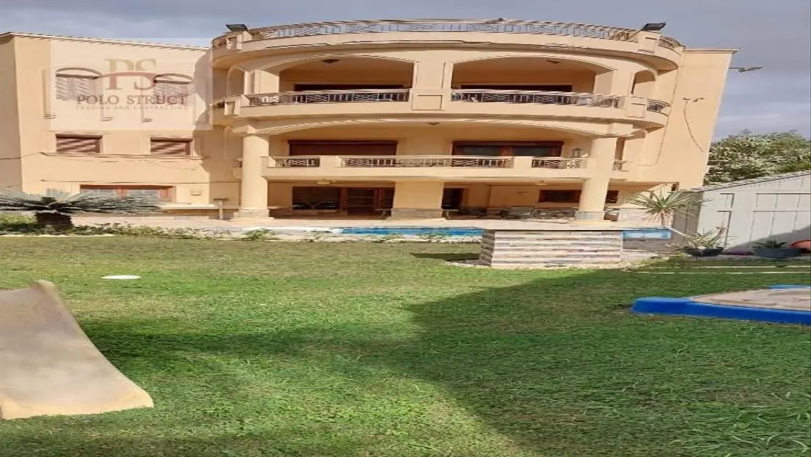 قصر للبيع مدينه دريم لاند موقع مميز 950متر