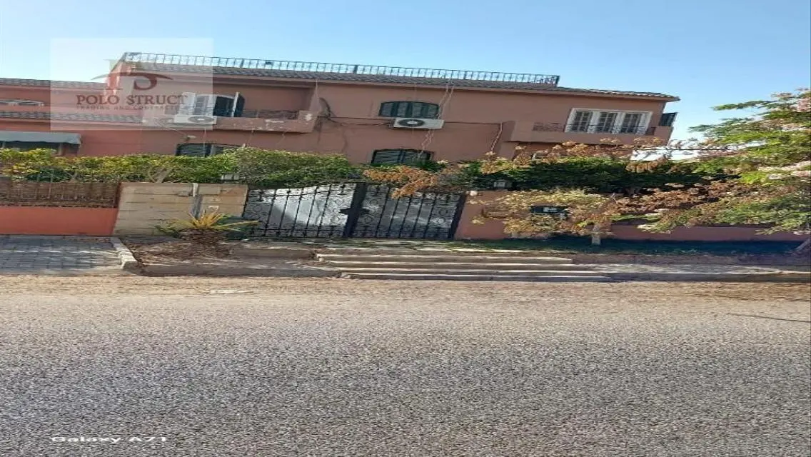 للبيع فيلا مستقله 380متر -تشطيب كامل-موقع مميز