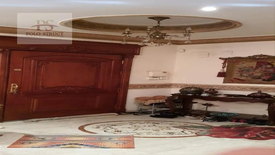 للبيع فيلا ٥٧٦متؤ تشطيب سوبر لوكس موقع مميز