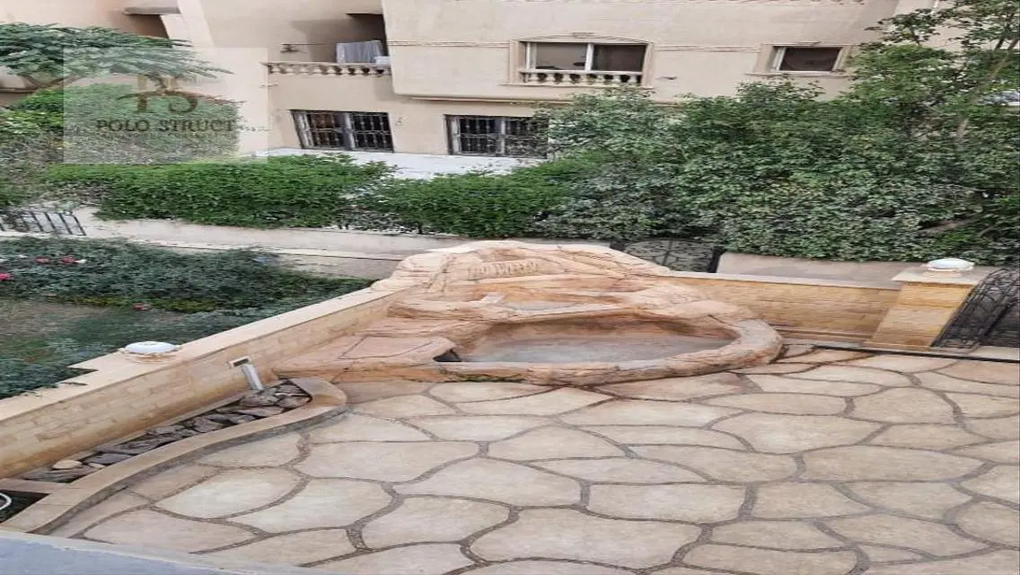 للبيع ميدل تاون هاوس ٢٦٠متر تشطيب سويرا لوكس