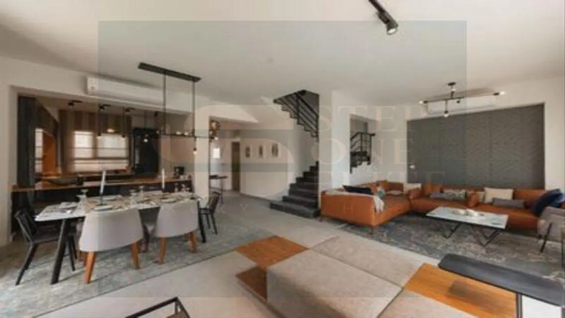 Townhouse for sale in Montenapoleone finished
