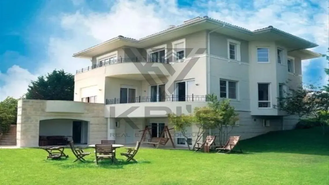 Luxurious Apartment in ORA Project, North Coast